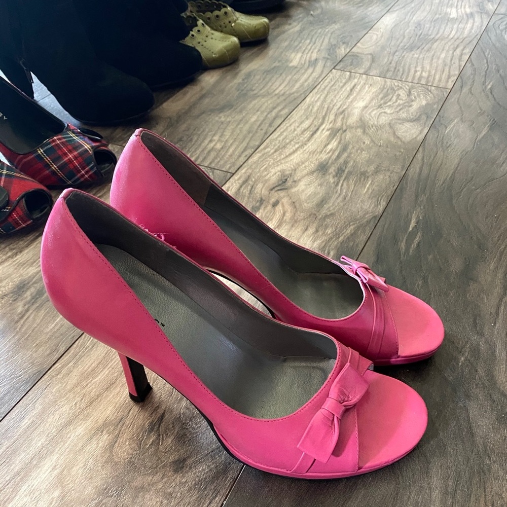 This are a classic! Gently worn